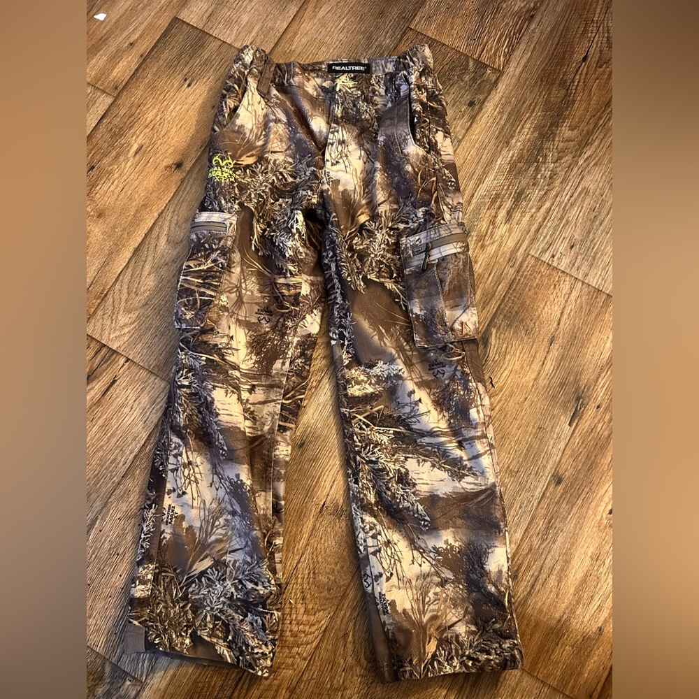 Realtree youth large lined camo pants